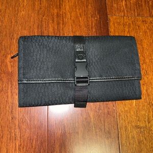 Lululemon travel wallet